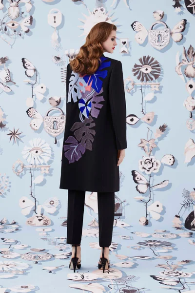 Look 19